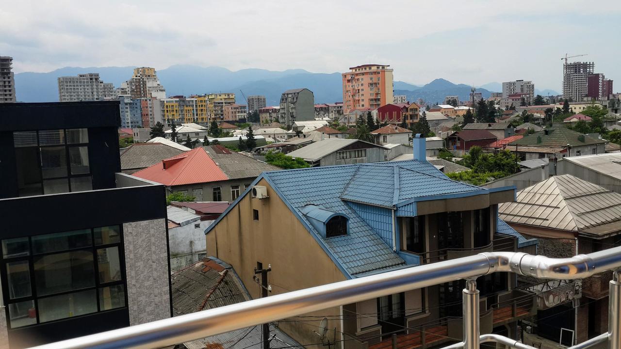 Blossom Hotel Batumi Exterior foto